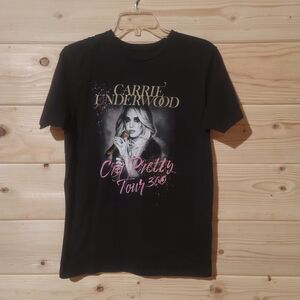 Carrie Underwood Black Tour Graphic Tee - Short Sleeve Size M 18x27
